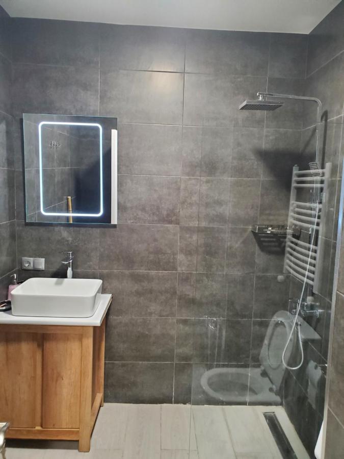 Cozy 1-Bedroom Unit In Tbilisi, With Amazing View Экстерьер фото