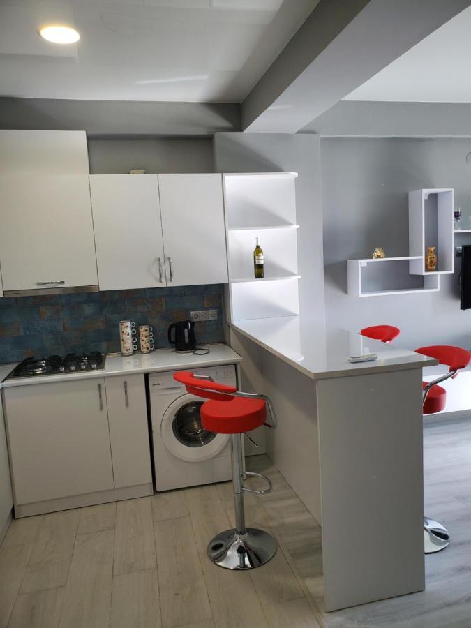 Cozy 1-Bedroom Unit In Tbilisi, With Amazing View Экстерьер фото